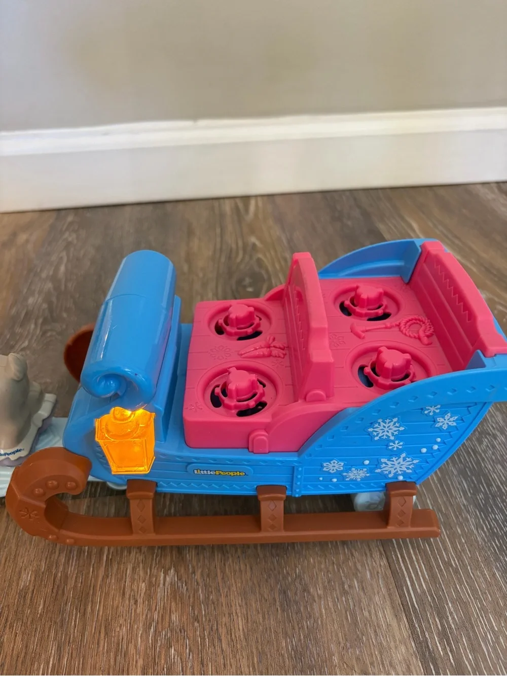 Fisher Price Little People Kristoff’s sleigh as is. Works. Please read